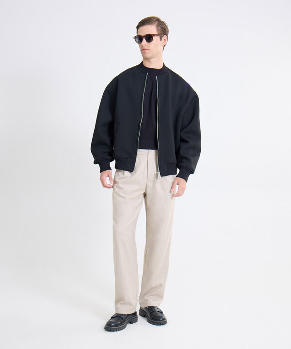 Pantalon para hombre image number null
