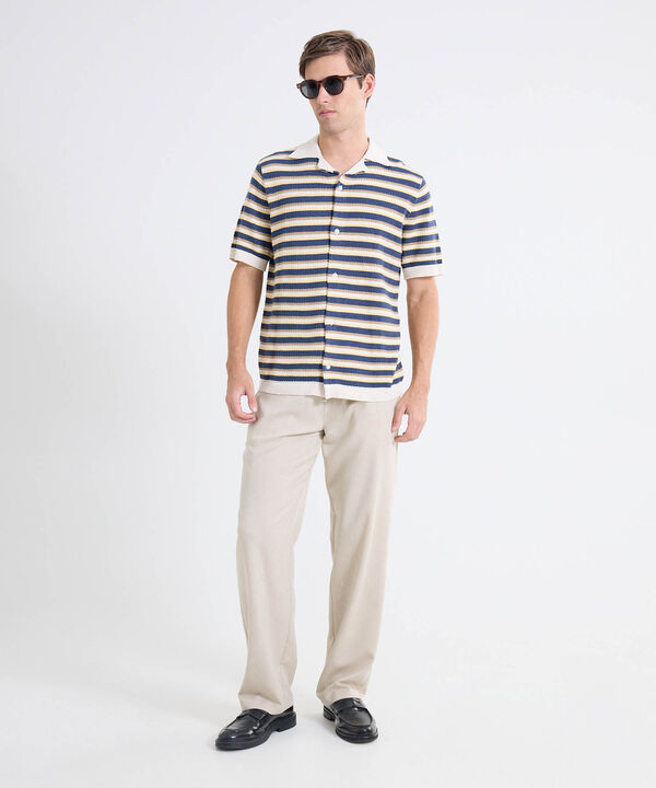 Pantalon para hombre image number null