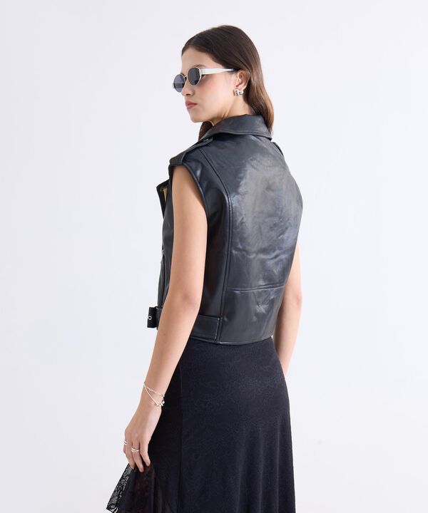 Chalecos para mujer image number null