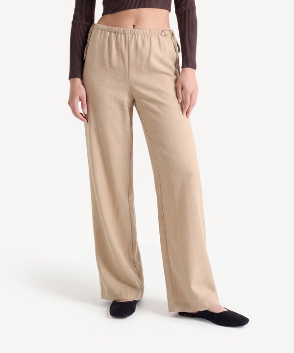 Pantalon para mujer image number null