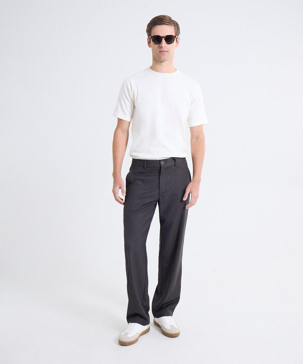 Pantalon para hombre image number null