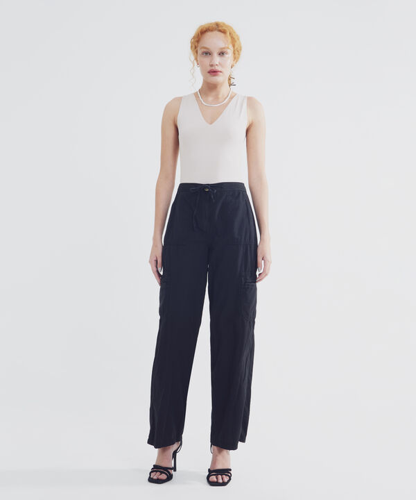 Pantalones para mujer image number null
