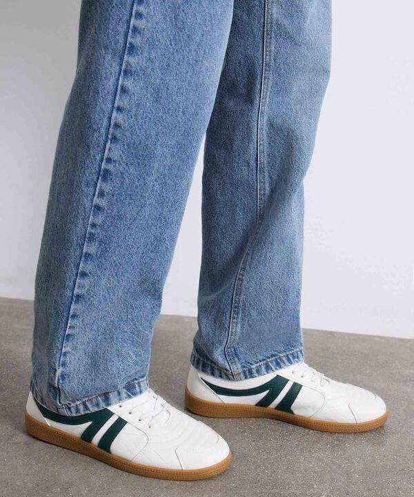 Tenis hombre image number null