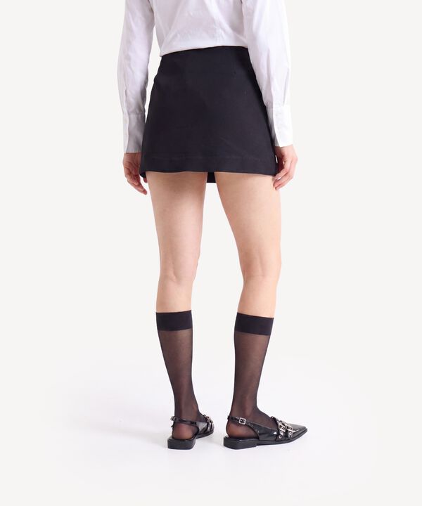 Short para mujer