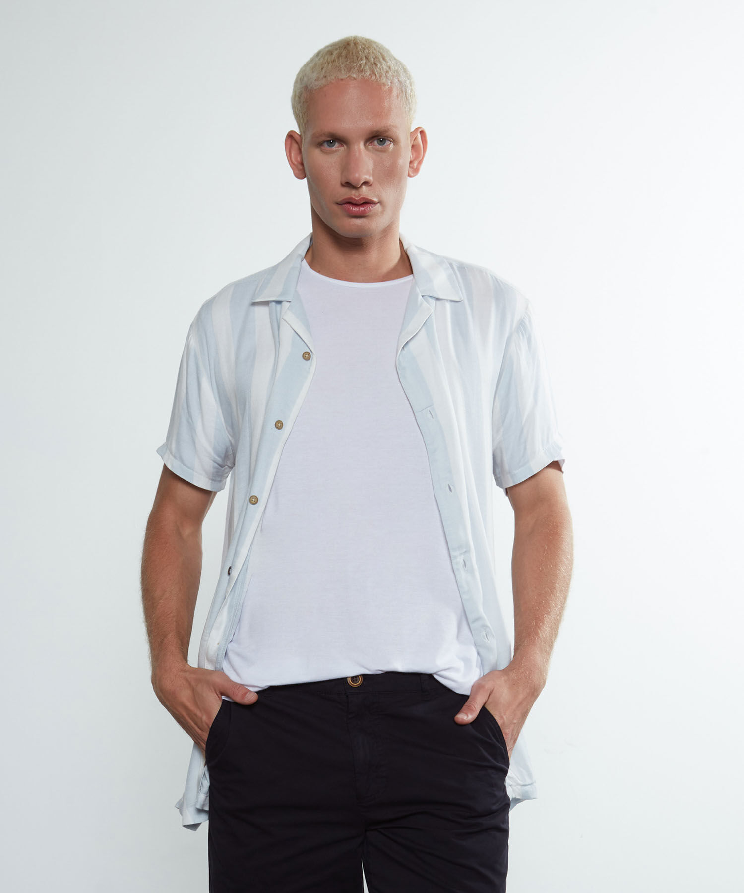 Bermudas básicas para hombre