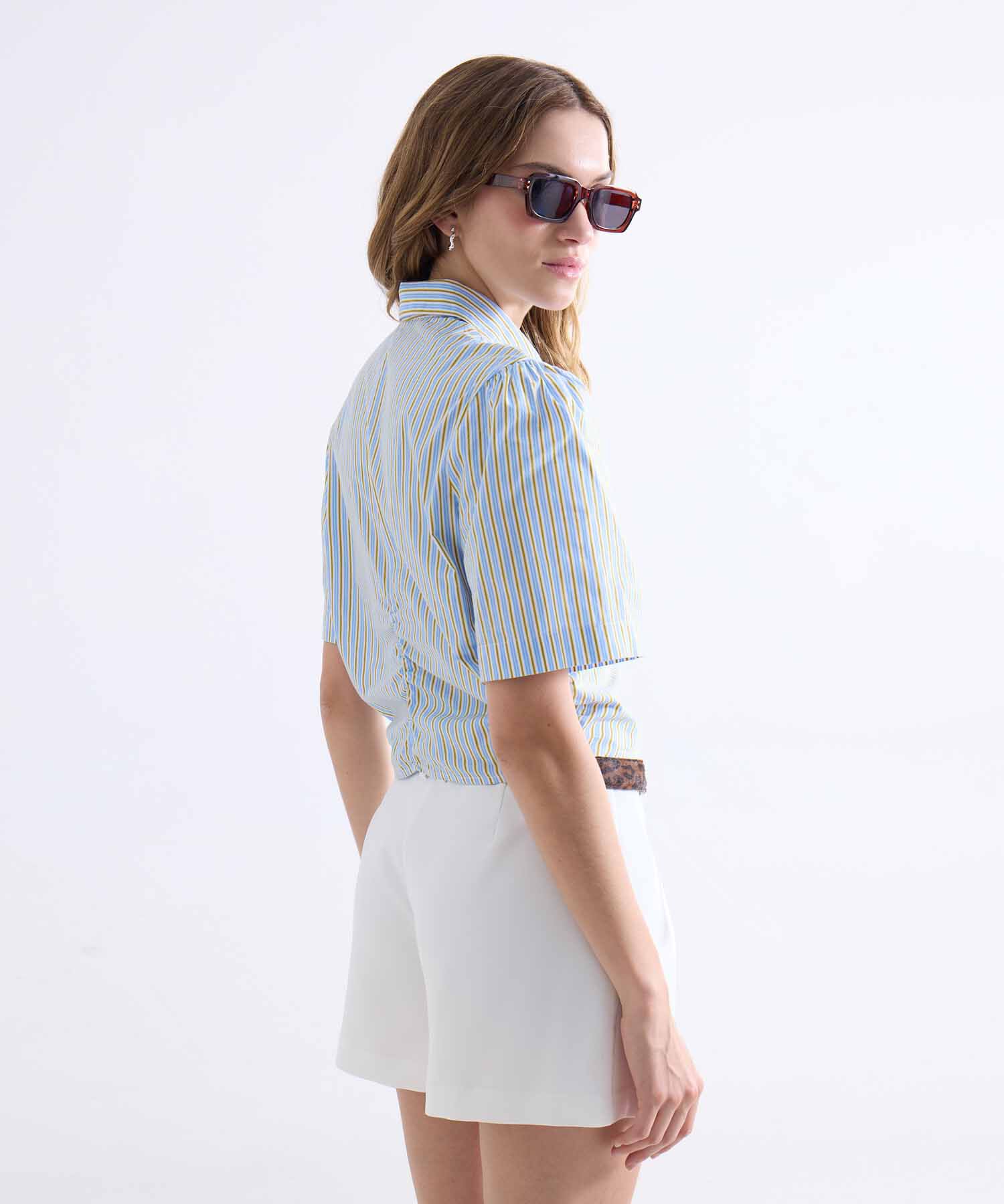 Blusas de moda para mujer