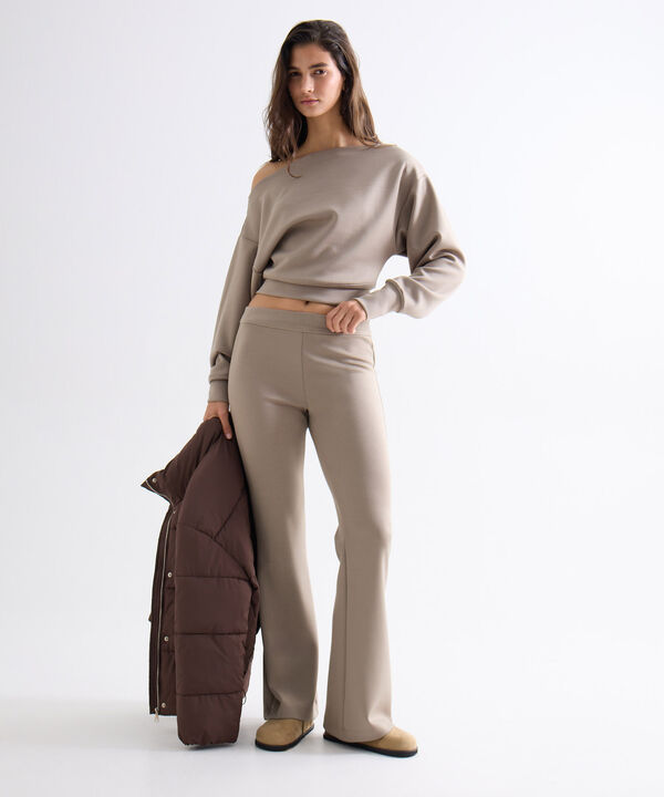Pantalon para mujer image number null