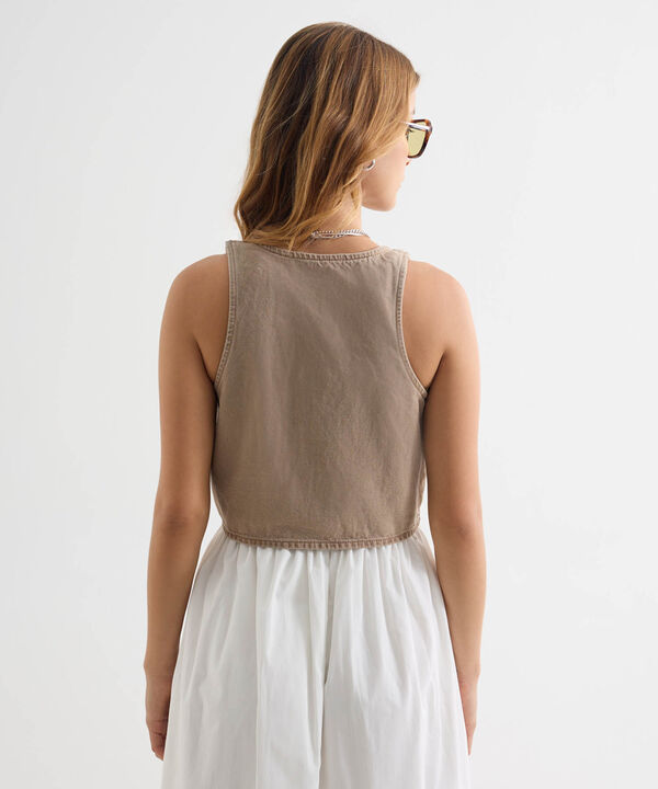 Chalecos para mujer image number null