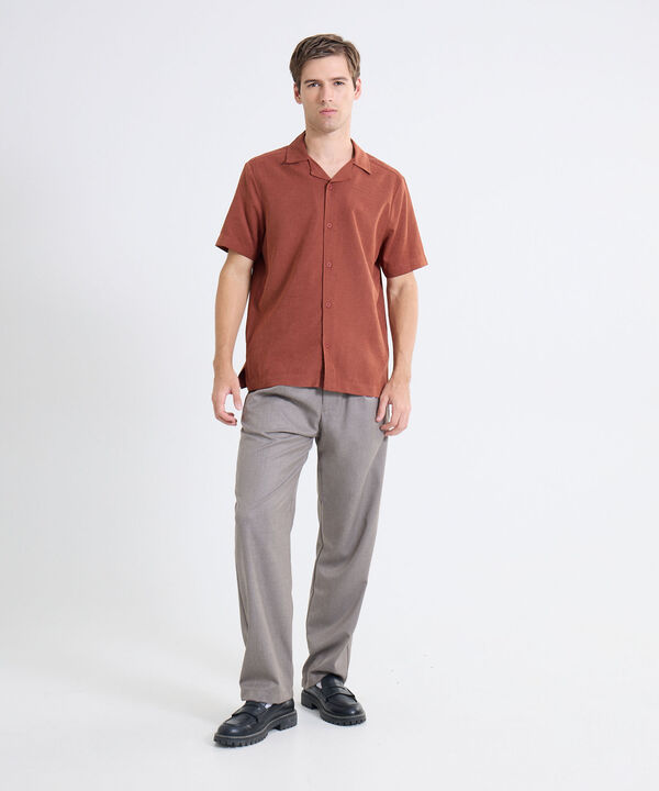 Pantalon para hombre image number null