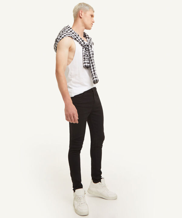 Jeans básicos hombre image number null