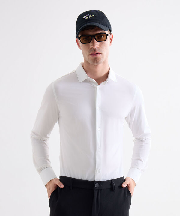 Camisas b&aacute;sicas